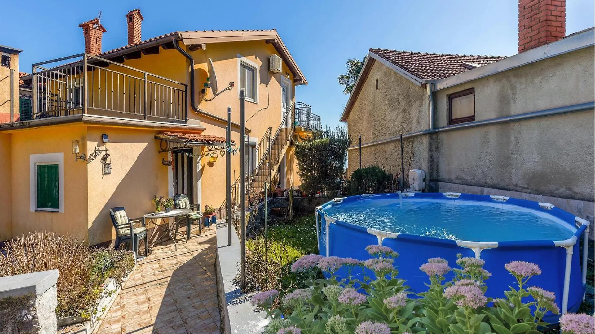 Beautiful Apartment In Opric With Wifi 0*,